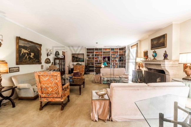 Imagem Casa com 5 Quartos à Venda, 696 m² em Jardim Guedala - São Paulo Imagem Casa com 5 Quartos à Venda, 696 m² em Jardim Guedala - São Paulo