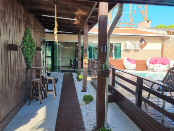 Imagem Casa com 5 Quartos à Venda, 420 m² em Cordeiros - Itajaí Imagem Casa com 5 Quartos à Venda, 420 m² em Cordeiros - Itajaí