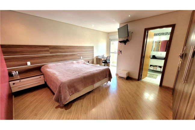 Imagem Casa com 3 Quartos à Venda, 403 m² em Vila Curuçá - Santo André Imagem Casa com 3 Quartos à Venda, 403 m² em Vila Curuçá - Santo André