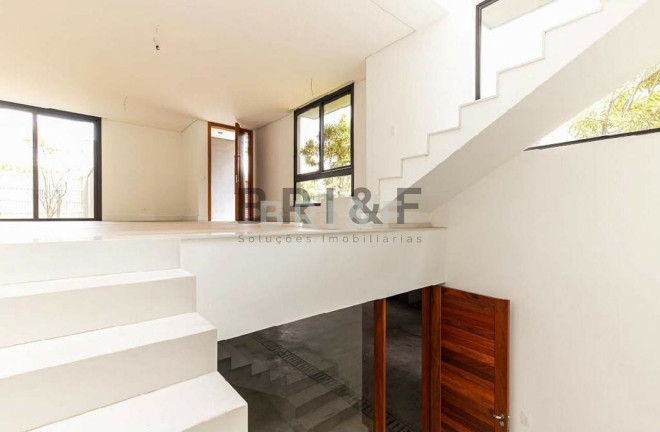 Imagem Casa com 3 Quartos à Venda, 272 m² em Moema - São Paulo