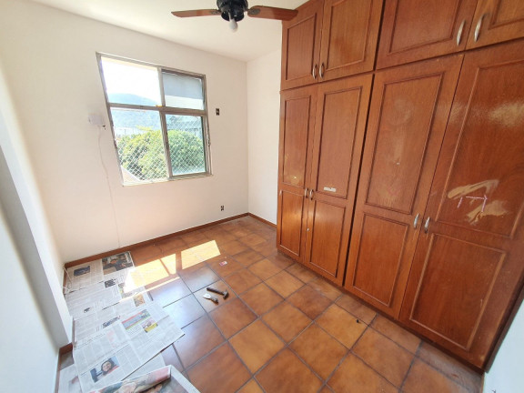 Imagem Imóvel com 3 Quartos à Venda, 75 m² em Grajaú - Rio De Janeiro Imagem Imóvel com 3 Quartos à Venda, 75 m² em Grajaú - Rio De Janeiro