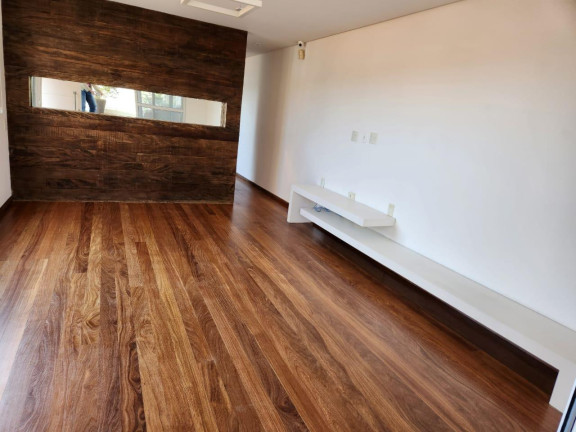 Imagem Casa com 3 Quartos para Alugar, 189 m² em Mirandópolis - São Paulo