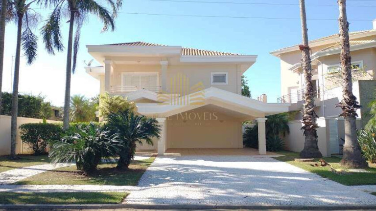 Casa com 4 Quartos para Alugar, 420 m²