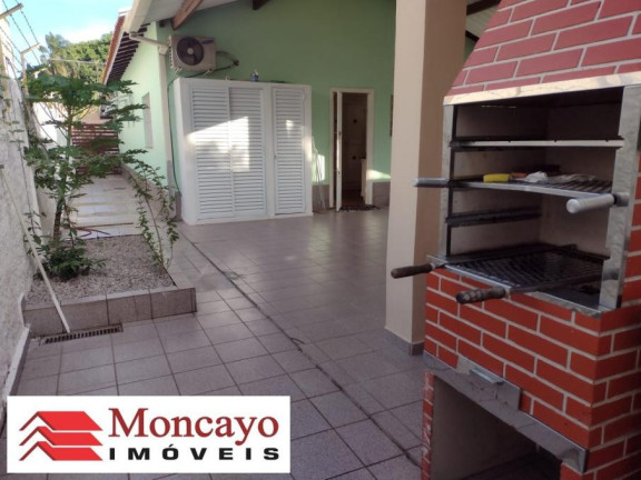 Imagem Casa com 2 Quartos à Venda, 448 m² em Centro - Caraguatatuba
