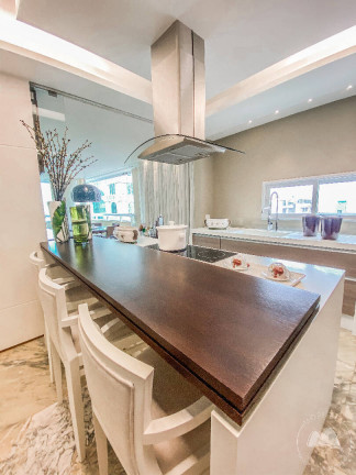 Imagem Apartamento com 4 Quartos à Venda, 273 m² em Meia Praia - Itapema