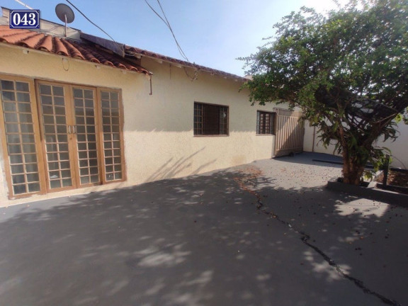 Imagem Casa com 5 Quartos à Venda, 220 m² em Santa Mônica - Londrina Imagem Casa com 5 Quartos à Venda, 220 m² em Santa Mônica - Londrina