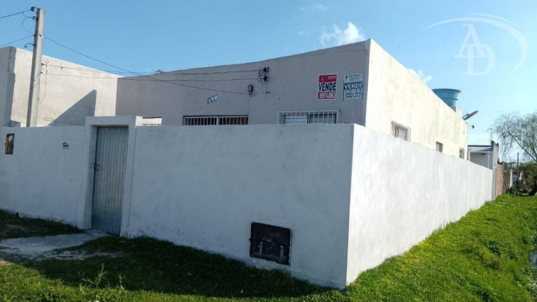 Imagem Casa com 3 Quartos à Venda, 180 m² em Castelo Branco - Rio Grande