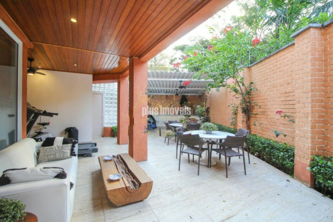 Imagem Casa com 3 Quartos à Venda, 606 m² em Cidade Jardim - São Paulo Imagem Casa com 3 Quartos à Venda, 606 m² em Cidade Jardim - São Paulo