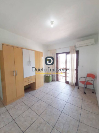 Imagem Casa com 4 Quartos à Venda, 158 m² em São José - Santa Maria