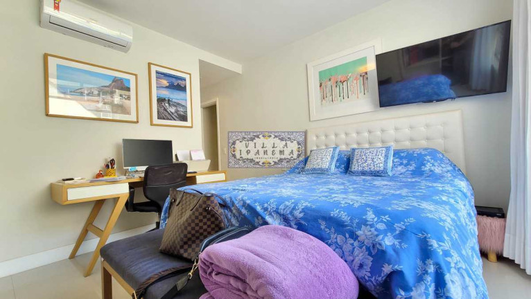 Imagem Apartamento com 3 Quartos à Venda, 130 m² em Lagoa - Rio De Janeiro Imagem Apartamento com 3 Quartos à Venda, 130 m² em Lagoa - Rio De Janeiro