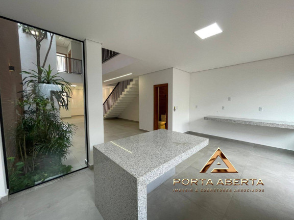 Imagem Casa com 3 Quartos à Venda, 230 m² em Giovanini - Coronel Fabriciano Imagem Casa com 3 Quartos à Venda, 230 m² em Giovanini - Coronel Fabriciano