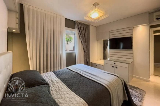 Imagem Apartamento com 3 Quartos à Venda, 200 m² em Centro - Balneário Camboriú Imagem Apartamento com 3 Quartos à Venda, 200 m² em Centro - Balneário Camboriú