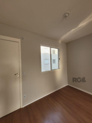 Imagem Casa com 2 Quartos à Venda, 125 m² em Hípica - Porto Alegre Imagem Casa com 2 Quartos à Venda, 125 m² em Hípica - Porto Alegre