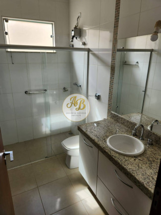 Imagem Casa com 3 Quartos à Venda, 250 m² em Prolongamento Vila Santa Cruz - Franca Imagem Casa com 3 Quartos à Venda, 250 m² em Prolongamento Vila Santa Cruz - Franca