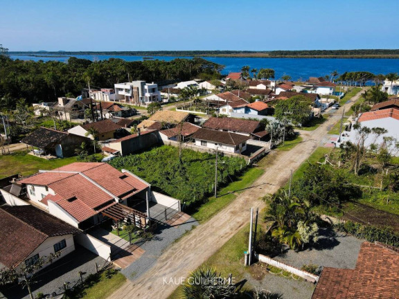 Imagem Casa com 2 Quartos à Venda, 69 m² em Pinheiros - Balneário Barra Do Sul