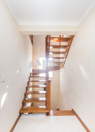 Imagem Casa com 3 Quartos à Venda, 182 m² em Vila Ipiranga - Porto Alegre