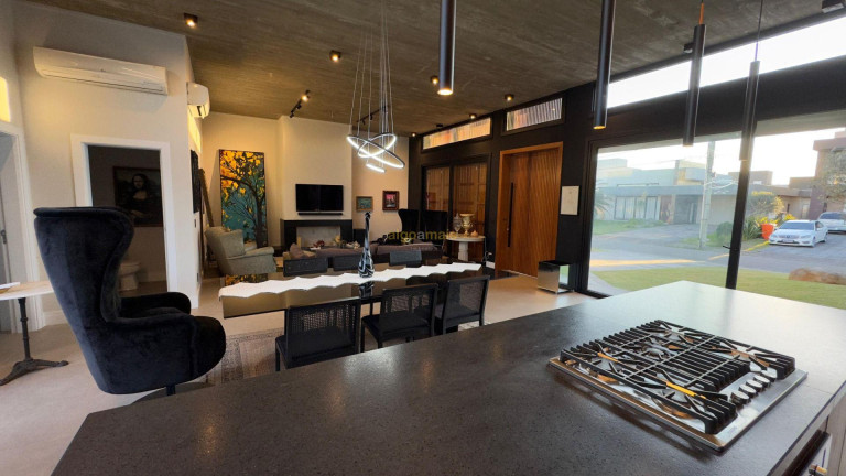 Imagem Casa com 4 Quartos à Venda, 191 m² em Condominio Dubai Resort - Capão Da Canoa Imagem Casa com 4 Quartos à Venda, 191 m² em Condominio Dubai Resort - Capão Da Canoa