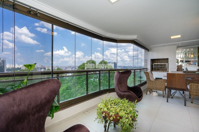 Apartamento com 4 Quartos à Venda, 226 m² em Panamby - São Paulo