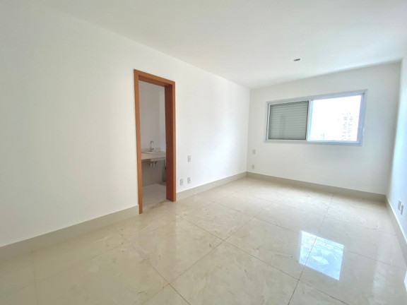 Imagem Apartamento com 3 Quartos à Venda, 141 m² em Setor Bueno - Goiânia