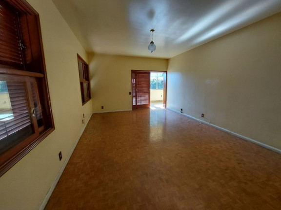 Imagem Casa com 6 Quartos à Venda, 525 m² em Bom Retiro - Teresópolis