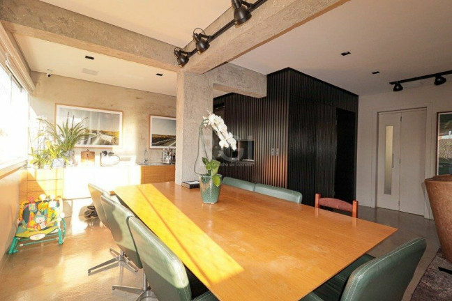 Imagem Apartamento com 3 Quartos à Venda, 120 m² em Petrópolis - Porto Alegre