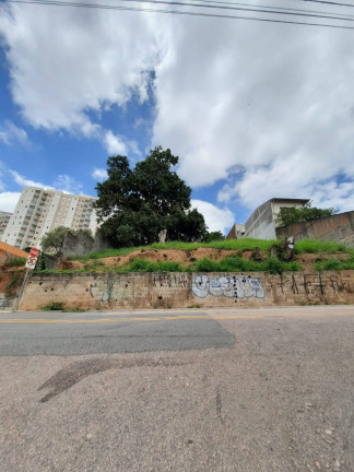 Terreno à Venda, 571 m² em Vila Santana - Jundiaí