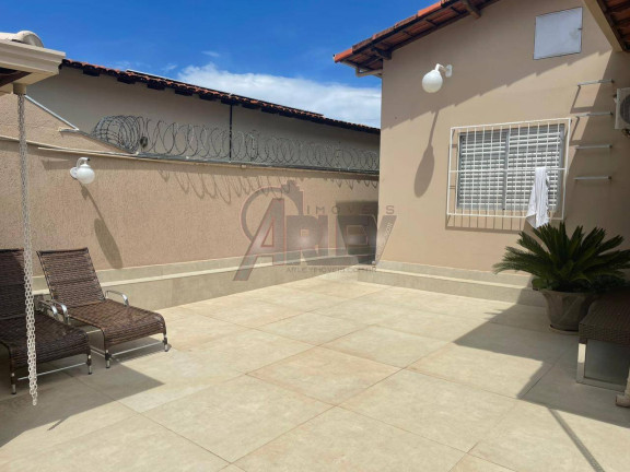 Imagem Casa com 4 Quartos à Venda, 360 m² em Todos Os Santos - Montes Claros Imagem Casa com 4 Quartos à Venda, 360 m² em Todos Os Santos - Montes Claros