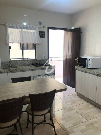 Apartamento com 1 Quarto para Temporada,  em Bombas - Bombinhas