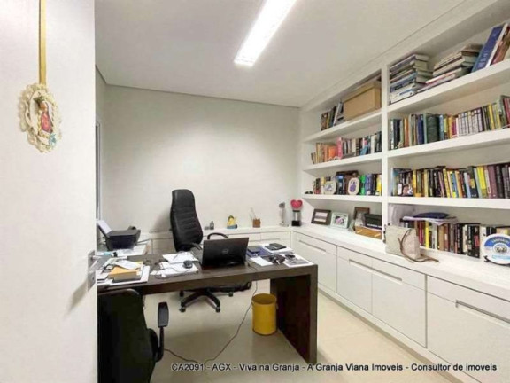 Imagem Casa com 5 Quartos à Venda, 1.943 m² em Vila Santo Antônio - Cotia