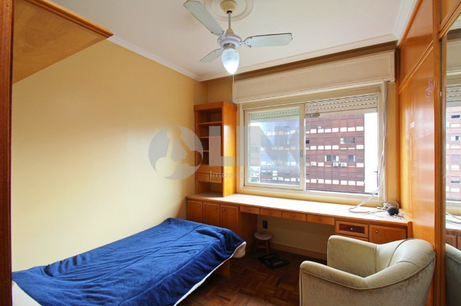 Imagem Apartamento com 4 Quartos à Venda, 214 m² em Menino Deus - Porto Alegre Imagem Apartamento com 4 Quartos à Venda, 214 m² em Menino Deus - Porto Alegre