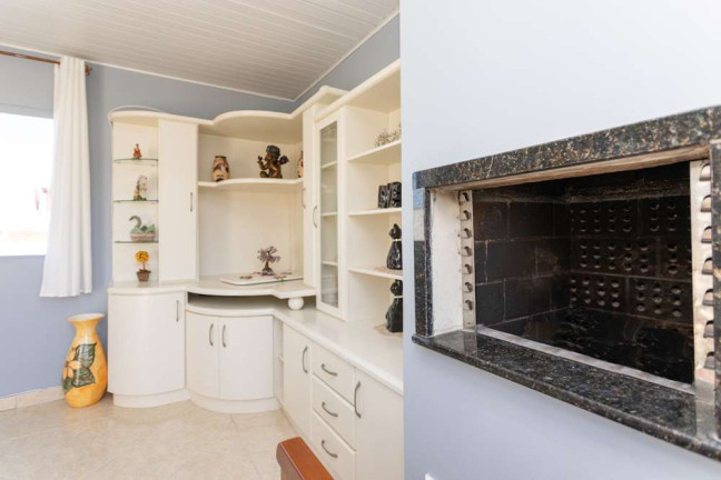 Imagem Imóvel com 2 Quartos à Venda, 80 m² em Passo Da Areia - Porto Alegre Imagem Imóvel com 2 Quartos à Venda, 80 m² em Passo Da Areia - Porto Alegre
