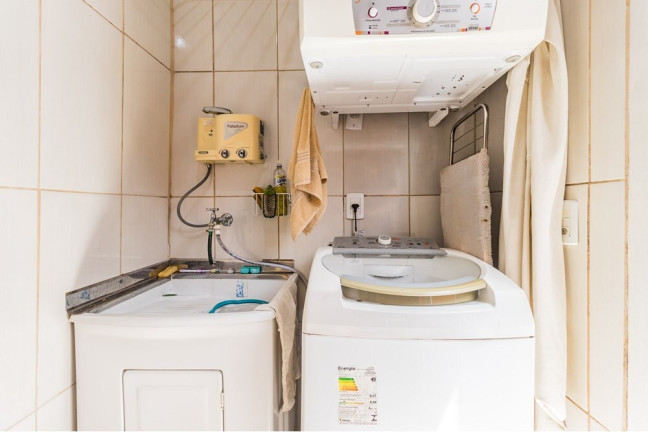 Imagem Casa de Condomínio com 3 Quartos à Venda, 109 m² em Teresópolis - Porto Alegre