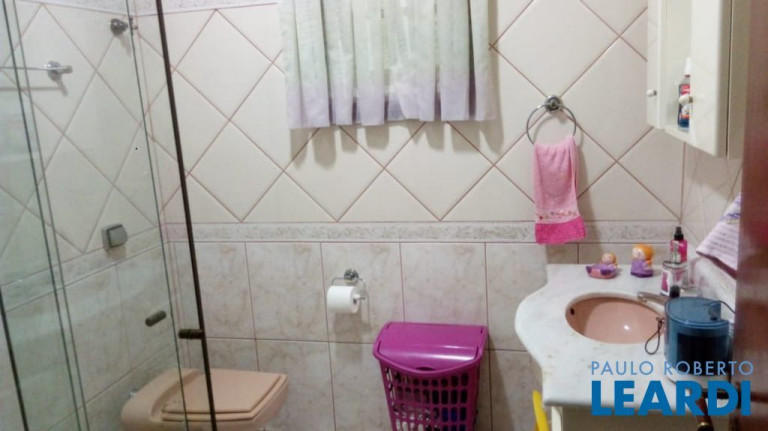 Imagem Sobrado com 3 Quartos à Venda, 204 m² em Vila Eldízia - Santo André Imagem Sobrado com 3 Quartos à Venda, 204 m² em Vila Eldízia - Santo André