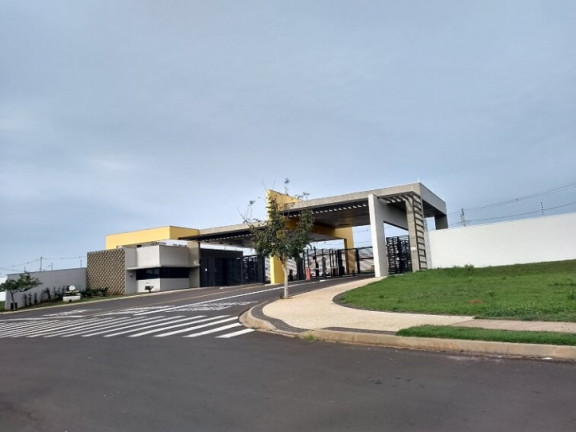Terreno à Venda, 360 m² em Bauru