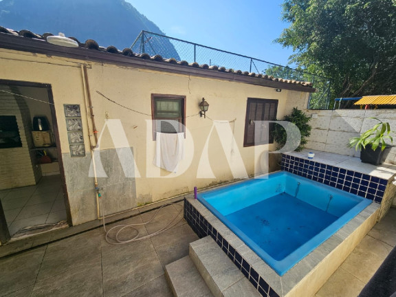 Imagem Casa com 3 Quartos à Venda, 160 m² em Vargem Pequena - Rio De Janeiro Imagem Casa com 3 Quartos à Venda, 160 m² em Vargem Pequena - Rio De Janeiro