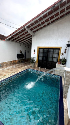 Casa com 3 Quartos à Venda,  em Mirim - Praia Grande