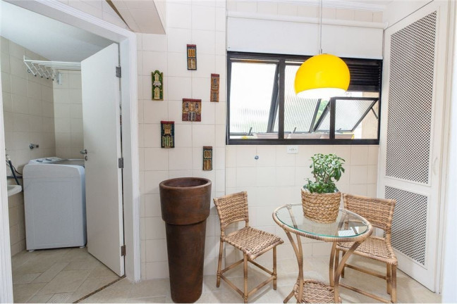 Imagem Apartamento com 3 Quartos à Venda, 121 m² em Real Parque - São Paulo Imagem Apartamento com 3 Quartos à Venda, 121 m² em Real Parque - São Paulo
