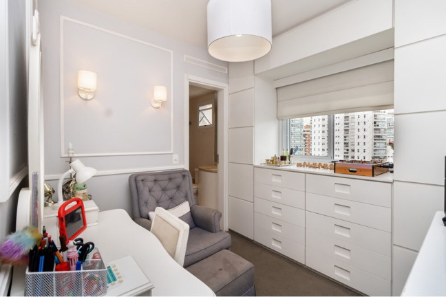 Imagem Apartamento com 4 Quartos à Venda, 170 m² em Vila Uberabinha - São Paulo
