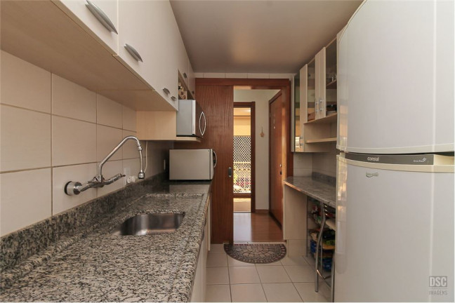 Imagem Imóvel com 3 Quartos à Venda, em Boa Vista - Porto Alegre Imagem Imóvel com 3 Quartos à Venda, em Boa Vista - Porto Alegre