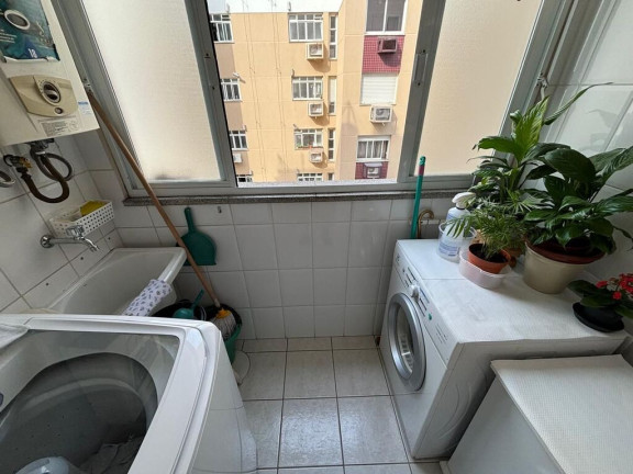 Imagem Imóvel com 3 Quartos à Venda, em Boa Vista - Porto Alegre Imagem Imóvel com 3 Quartos à Venda, em Boa Vista - Porto Alegre