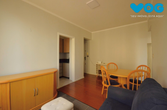Imagem Imóvel com 1 Quarto à Venda, 42 m² em Centro Histórico - Porto Alegre Imagem Imóvel com 1 Quarto à Venda, 42 m² em Centro Histórico - Porto Alegre