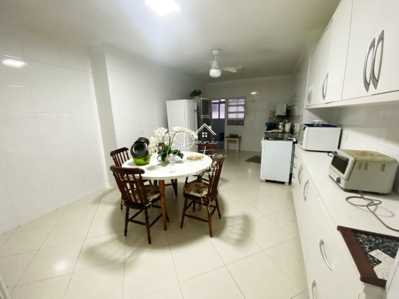 Imagem Apartamento com 3 Quartos à Venda, 145 m² em Pitangueiras - Guarujá