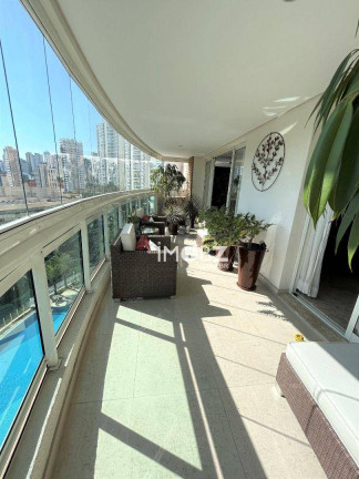 Imagem Imóvel com 5 Quartos à Venda, 260 m² em Vila Andrade - São Paulo Imagem Imóvel com 5 Quartos à Venda, 260 m² em Vila Andrade - São Paulo