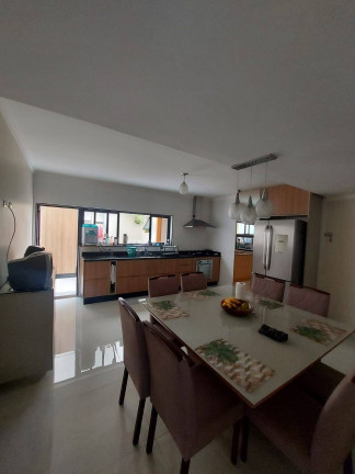 Imagem Sobrado com 3 Quartos à Venda, 186 m² em Jardim Las Vegas - Santo André Imagem Sobrado com 3 Quartos à Venda, 186 m² em Jardim Las Vegas - Santo André