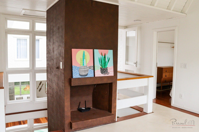 Imagem Casa com 5 Quartos à Venda, 322 m² em Jurerê Internacional - Florianópolis Imagem Casa com 5 Quartos à Venda, 322 m² em Jurerê Internacional - Florianópolis