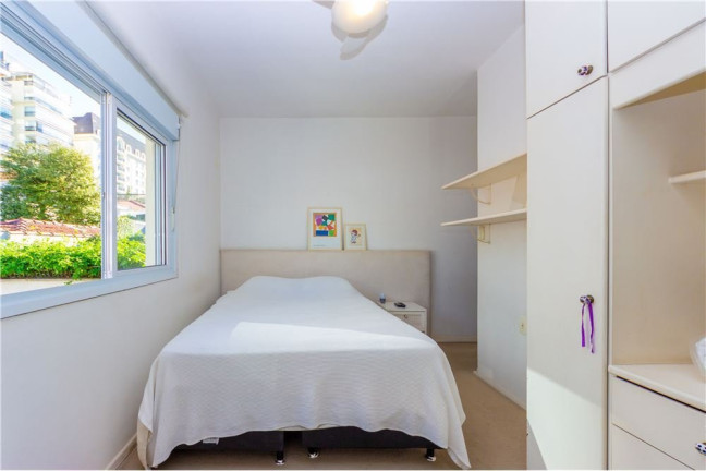 Imagem Casa com 3 Quartos à Venda, 168 m² em Vila Nova Conceição - São Paulo Imagem Casa com 3 Quartos à Venda, 168 m² em Vila Nova Conceição - São Paulo