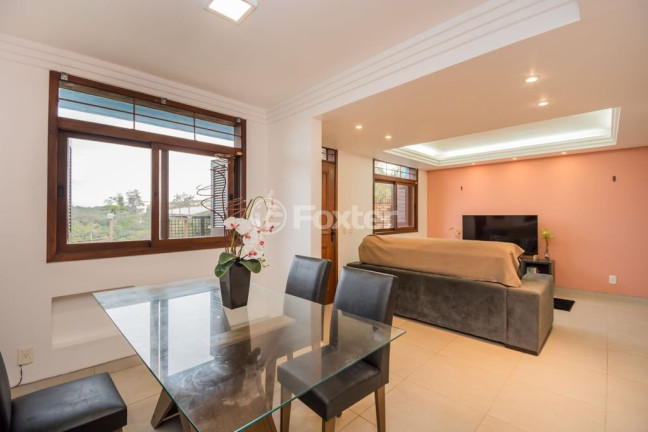 Imagem Casa com 3 Quartos à Venda, 142 m² em Cavalhada - Porto Alegre