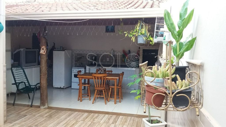 Imagem Casa com 2 Quartos à Venda,  em Jardim Maria Luiza - Araraquara