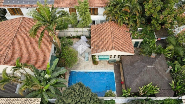 Imagem Casa com 4 Quartos à Venda, 198 m² em Alto De Pinheiros - São Paulo