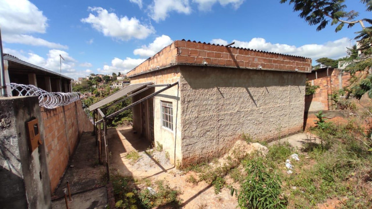 Imagem Casa com 2 Quartos à Venda, 50 m² em Rosaneves - Ribeirão Das Neves